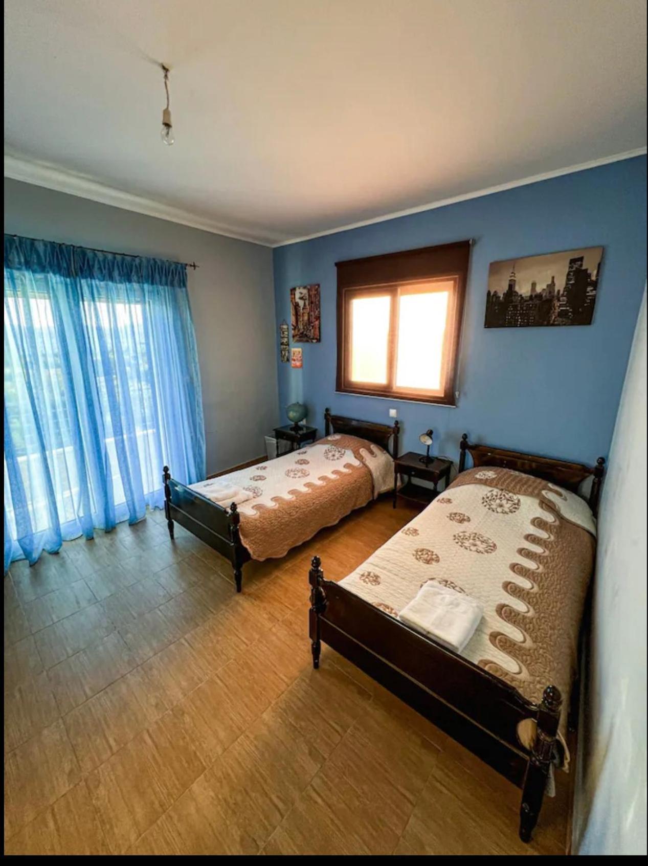 Eretria Homestay エクステリア 写真
